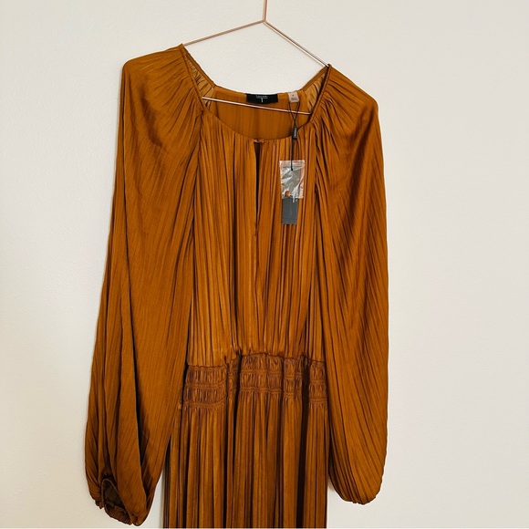New T Tahari Airflow Maxi Dress With Smocked Waist Elegant Pleated Terracotta - Picture 4 of 9